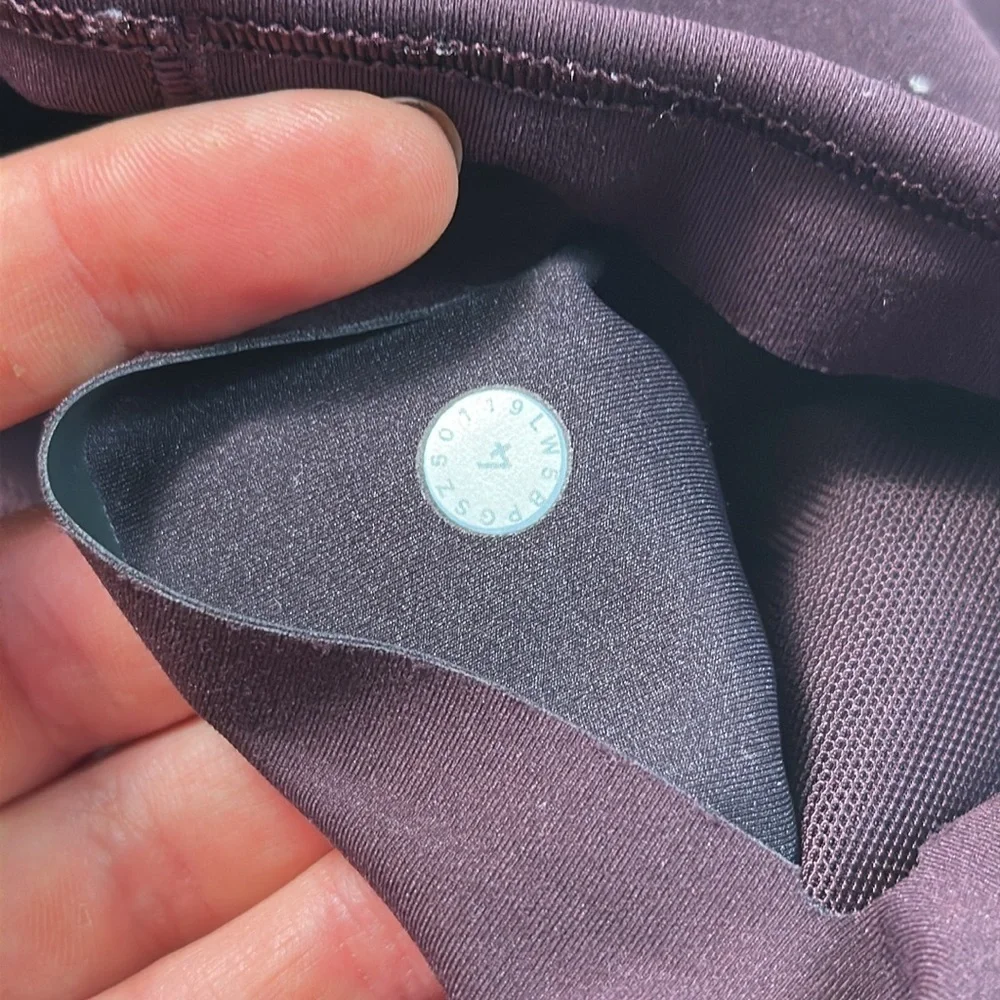 Lululemon In Movement 7/8 Tight *Everlux 25